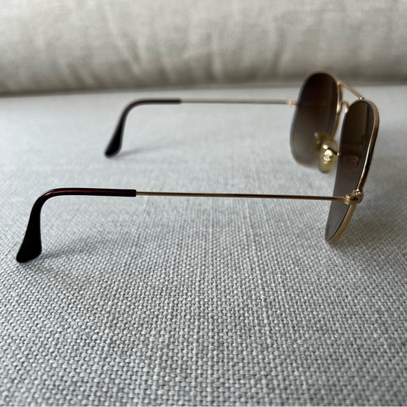 RAY-BAN Gold Aviator Sunglasses - Picture 7 of 14